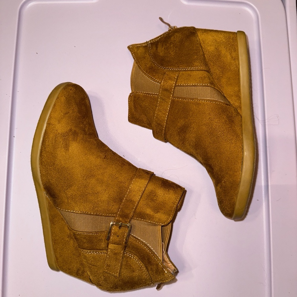 Tan Ankle Boots with Suede Finish